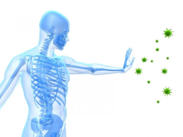 Πώς να τονώσετε το ανοσοποιητικό σας σύστημα και να προστατευθείτε από τη γρίπη